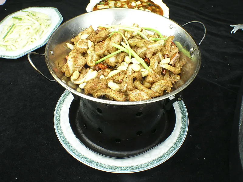 干锅脆骨中式美食-图巨人