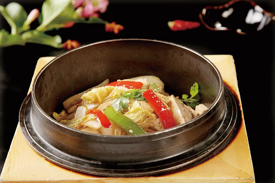 干锅豆腐白菜餐饮美食-图巨人