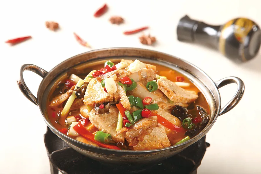 干锅脆皮豆腐餐饮美食-图巨人